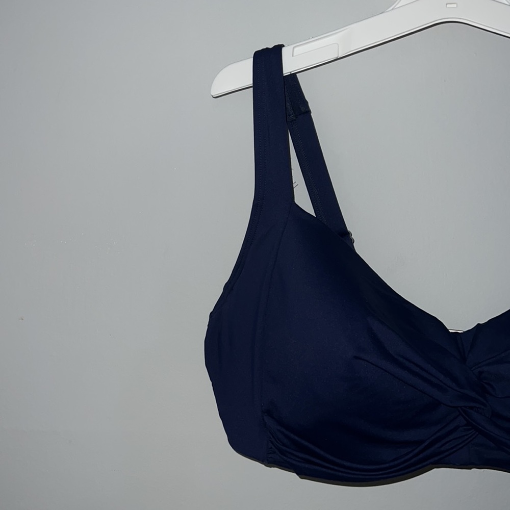 Women's Lands' End Twist-Front Underwire Bikini Top - Picture 2 of 6